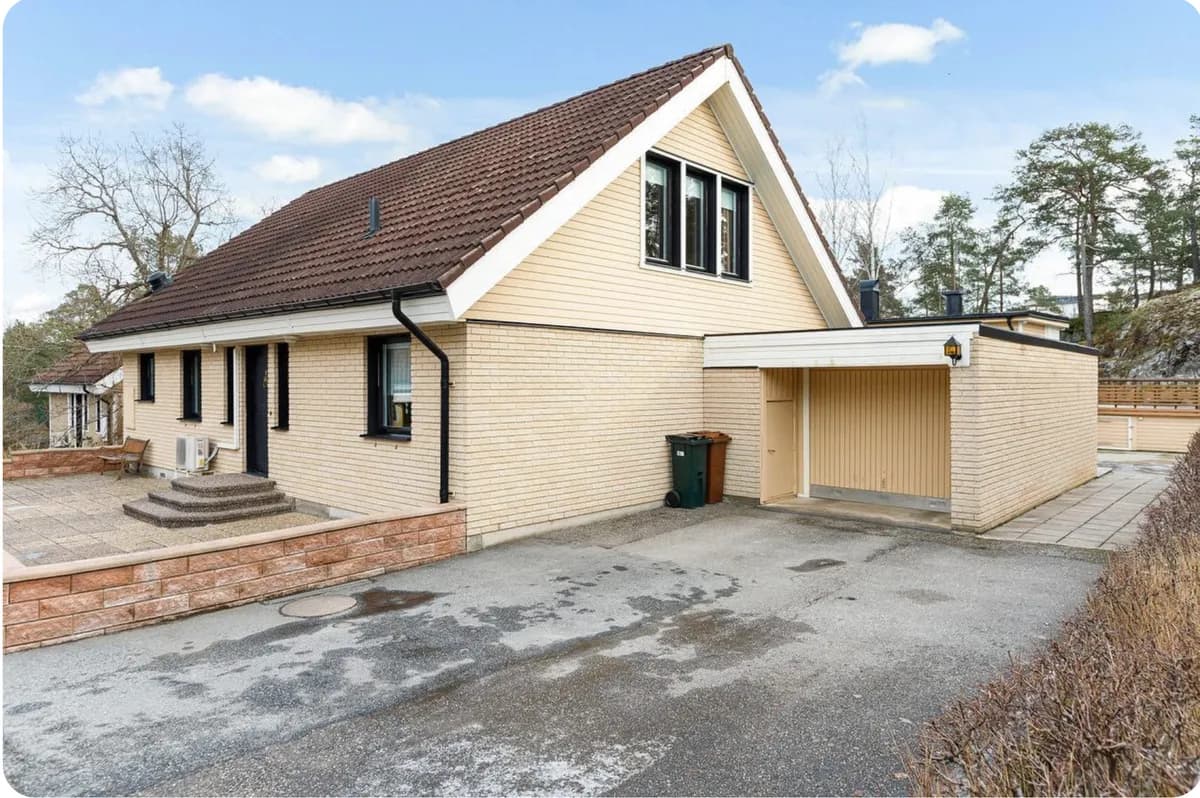 Hyresbostad på Alholmsbacken i Skärholmen