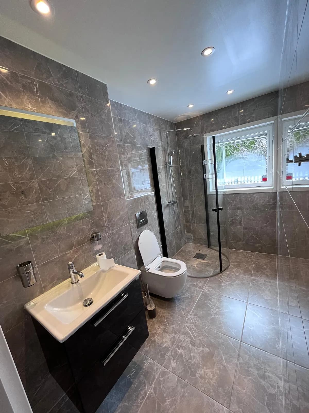 Hyreslägenhet på Segeltorp i segeltorp