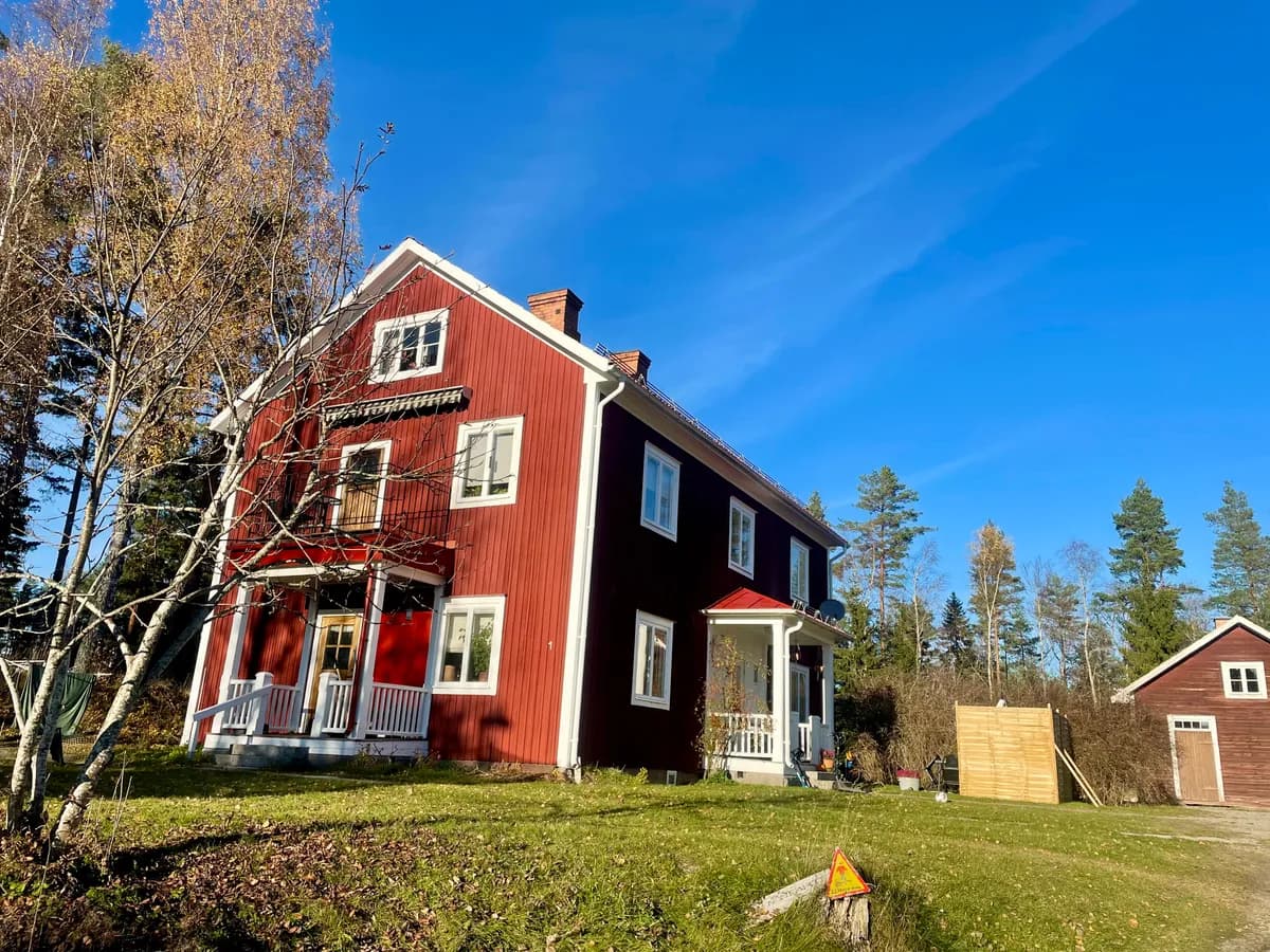 Hyreslägenhet på Bollbackvägen i Dala-Floda