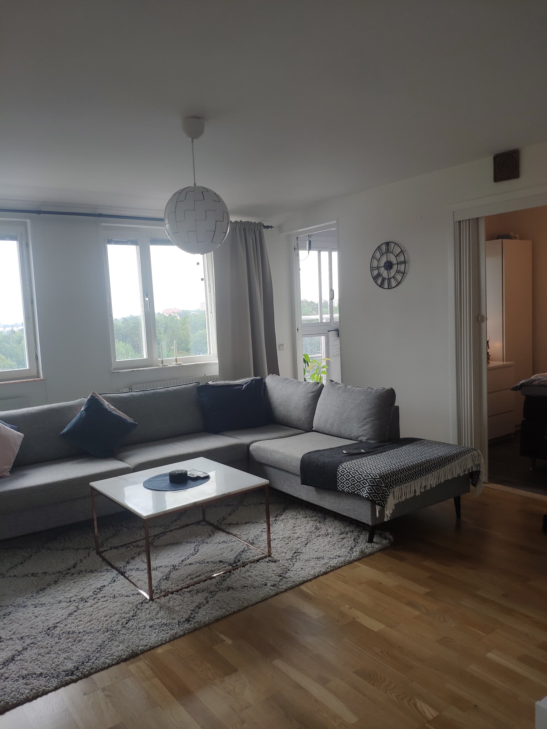 Lägenhet på Hallonbergsplan i Sundbyberg