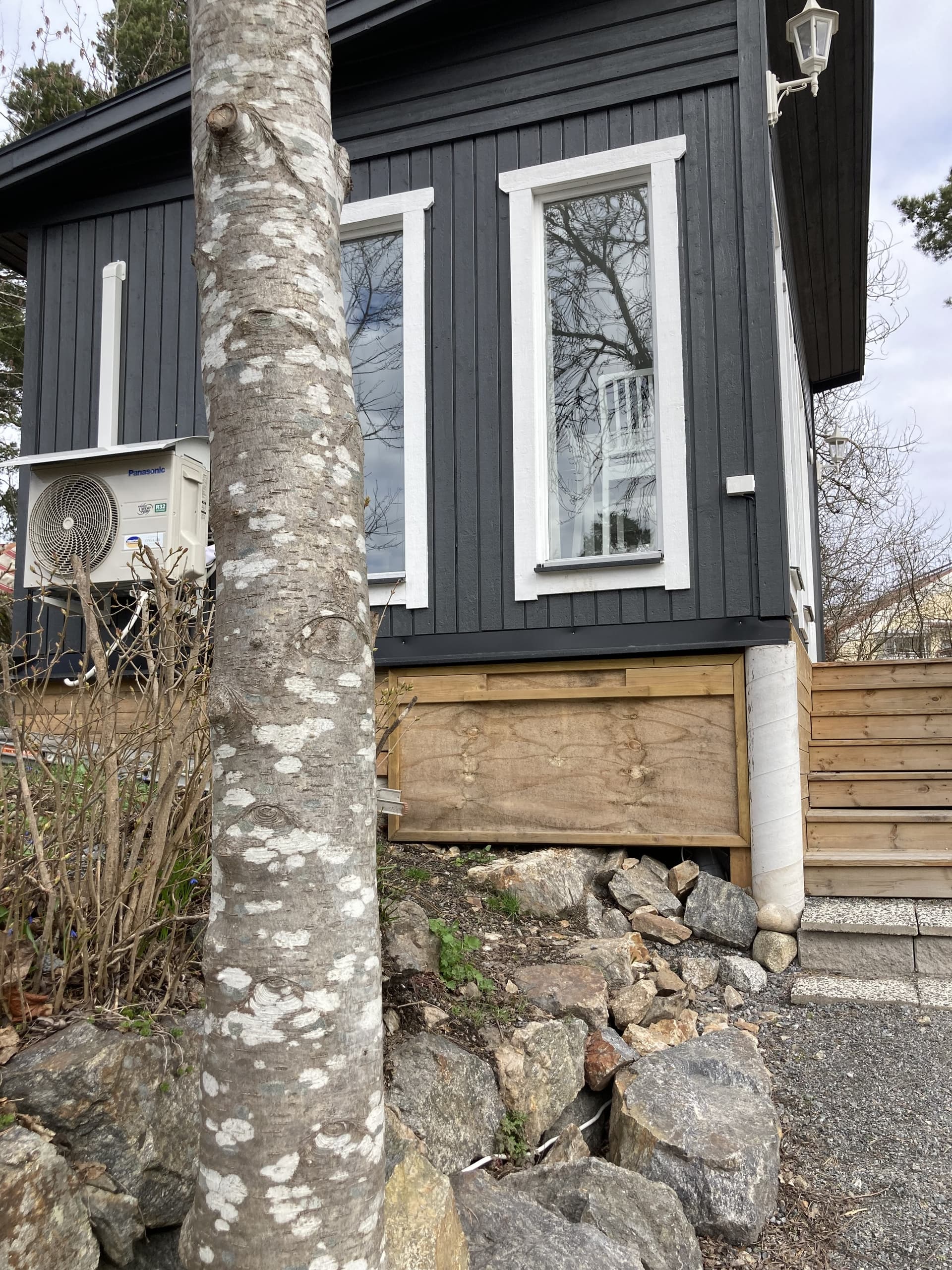 Stuga på Mellanskogsvägen i Huddinge