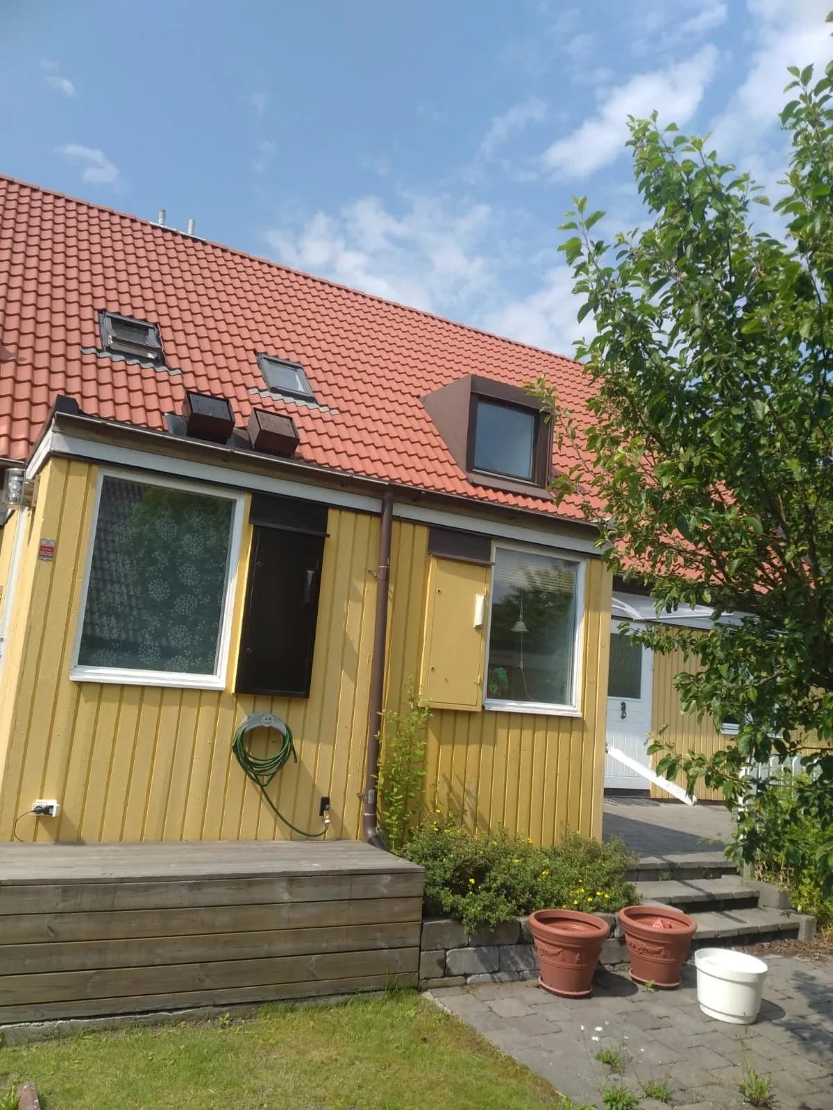 Radhus på Majtorpsgatan i Hisings Backa