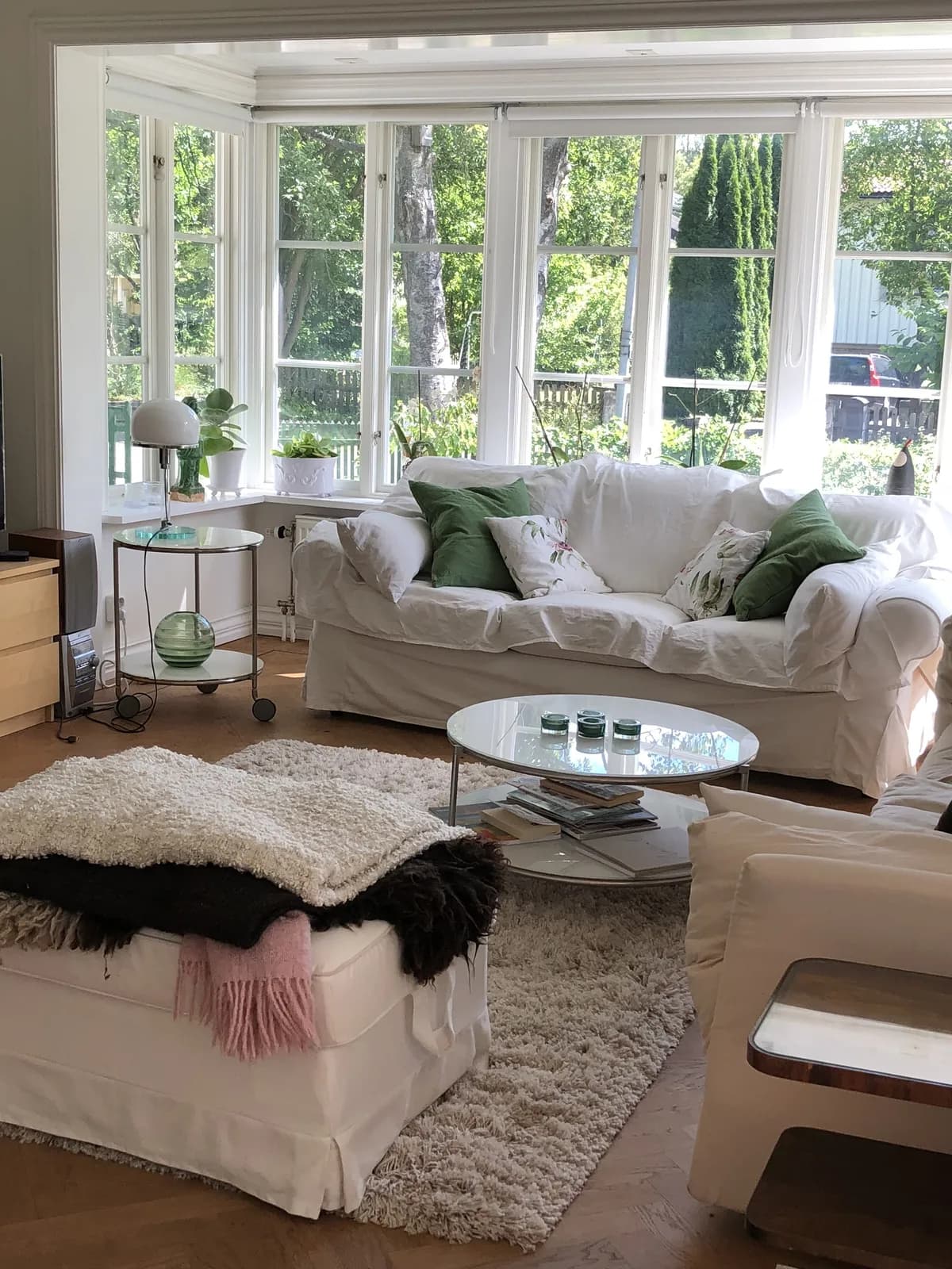 Hus på Lenalundsvägen i Sollentuna