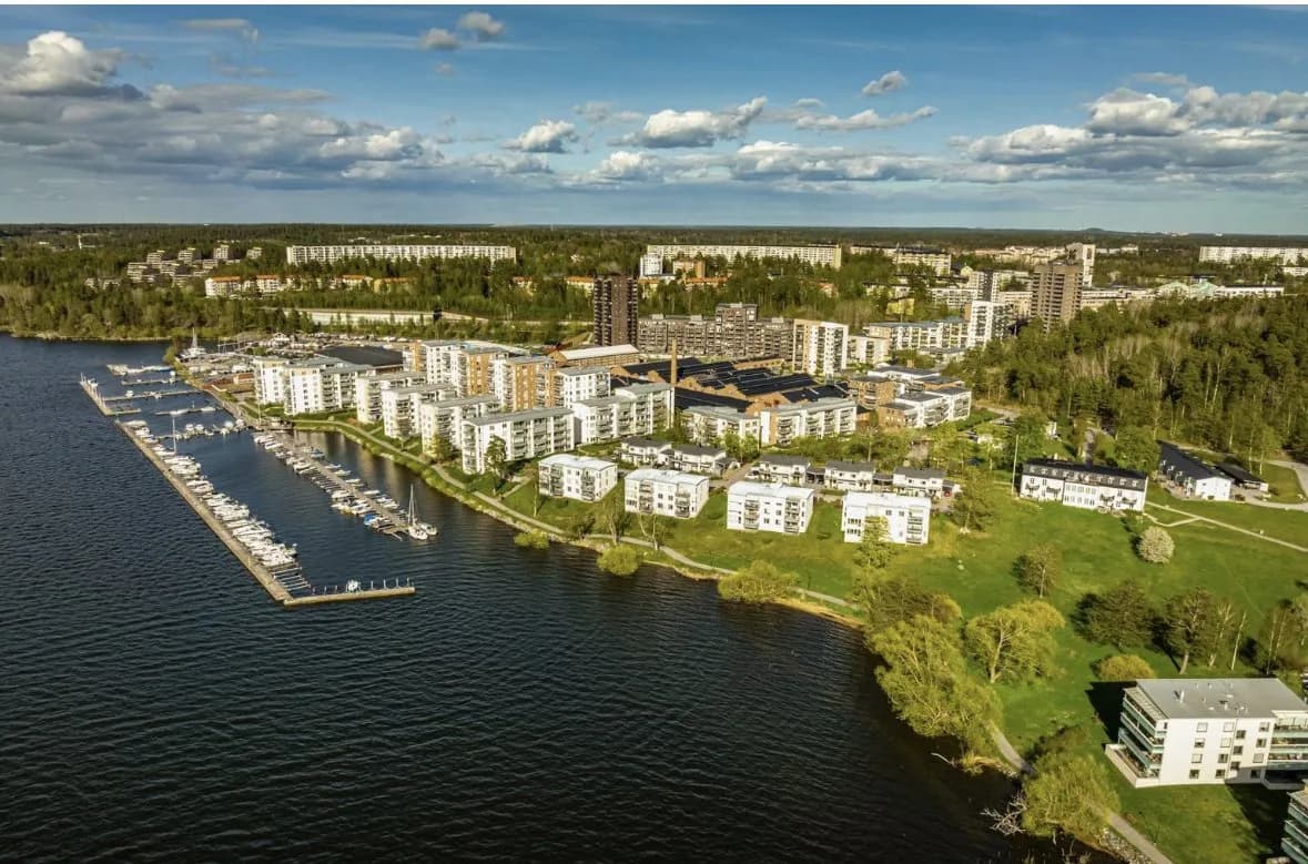 Radhus på Stellan Mörners väg i Järfälla