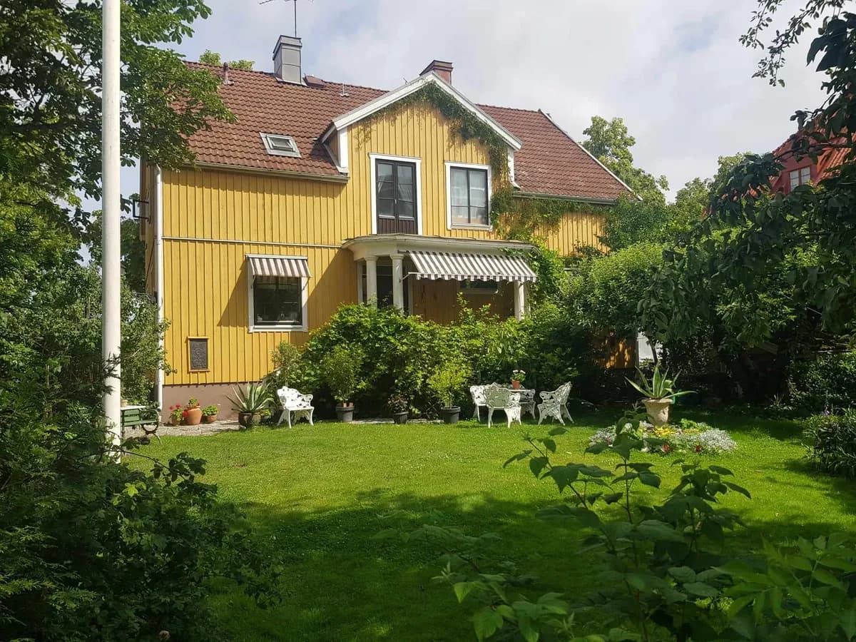 Hus på Oskarsvägen i Örebro