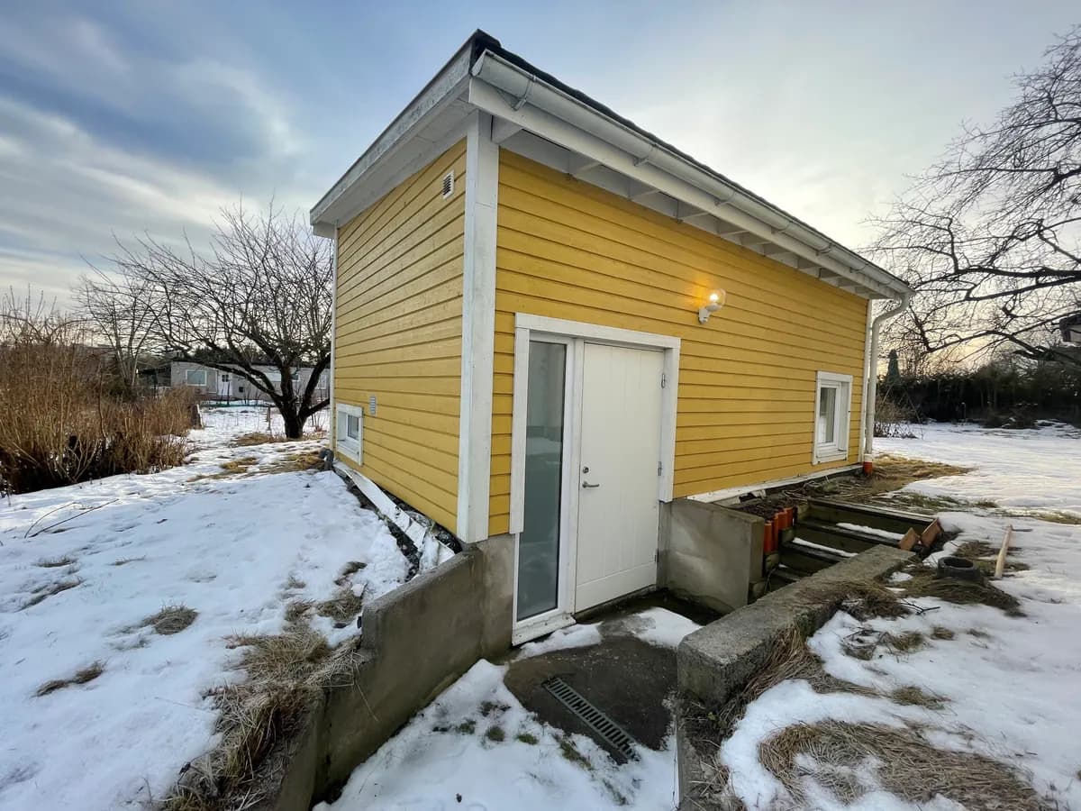 Stuga på Byvägen i Södertälje