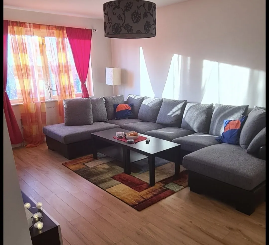 Hyreslägenhet på Vårby i varby