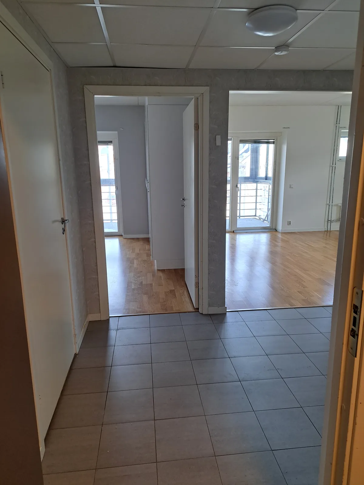 Hyreslägenhet på Vara i vara