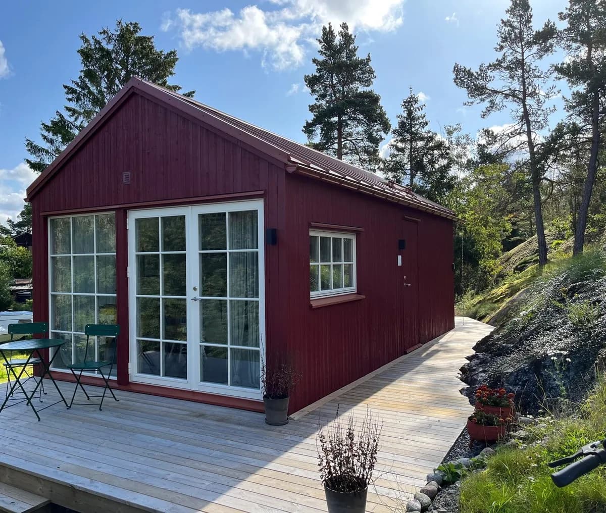 Stuga på Västra Räknäsvägen i Gustavsberg