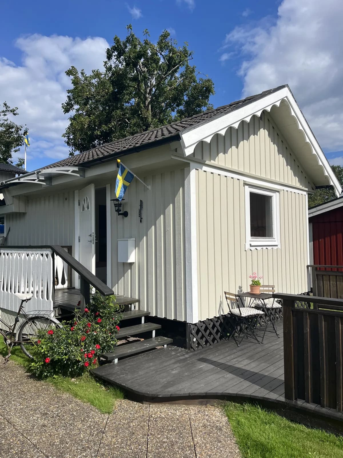 Stuga på Källdalsvägen i Asperö