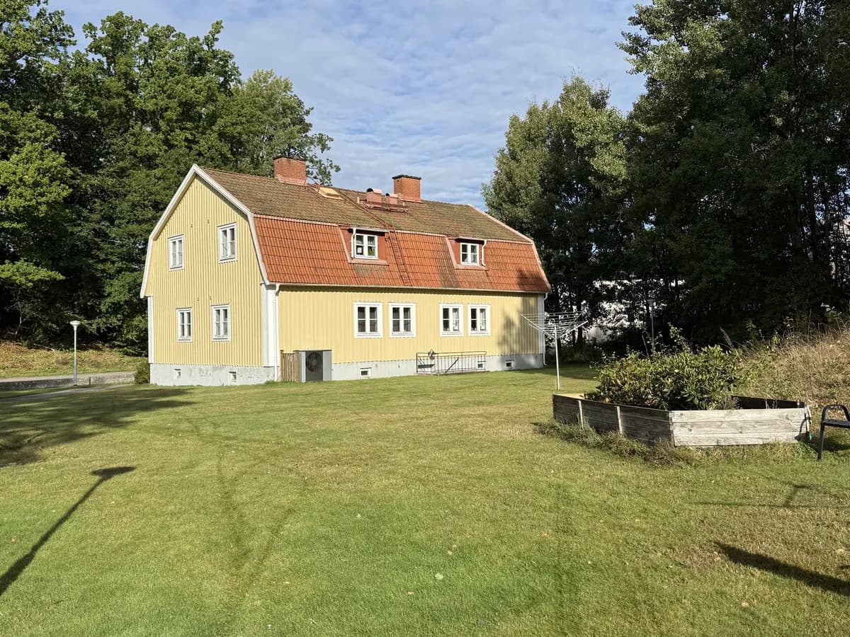 Hyreslägenhet på Älmhult i almhult