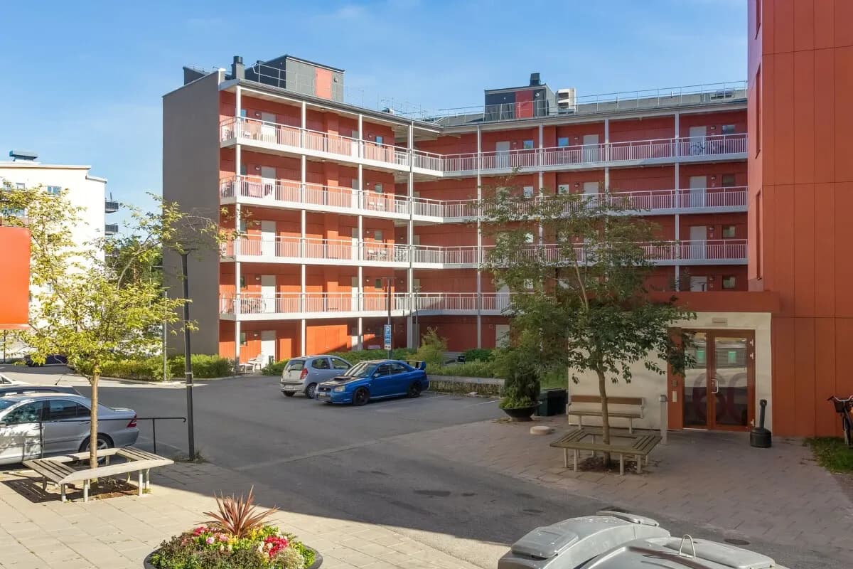 Lägenhet på Småbrukets backe 50 i Huddinge