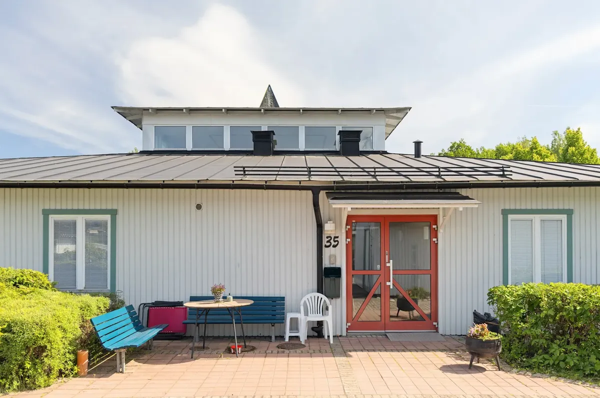 Hyreslägenhet på Segeltorp i segeltorp