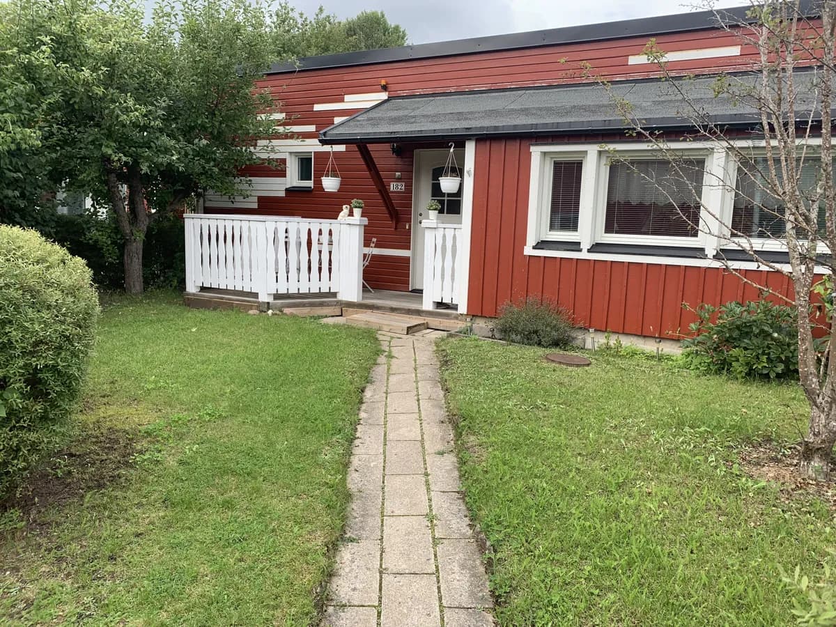 Radhus på Oriongatan i Märsta