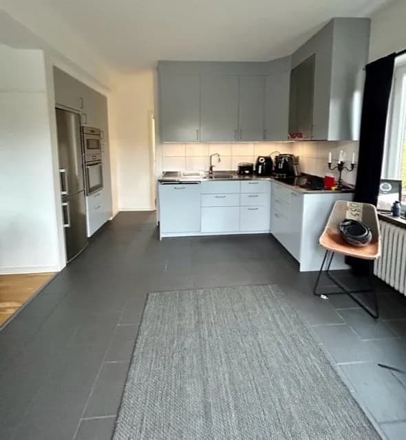 Hyreslägenhet på Sandviken i sandviken