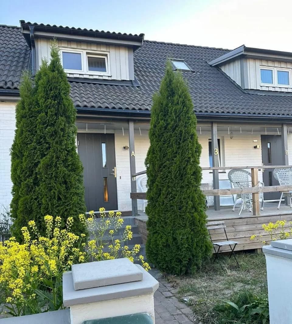 Radhus på Nyvägen i Upplands Väsby