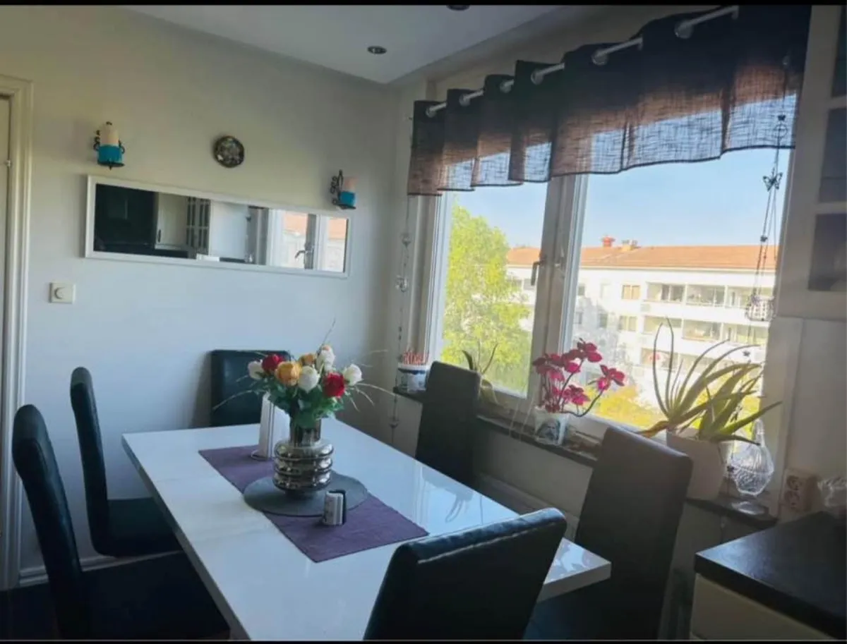 Hyreslägenhet på Handen i handen