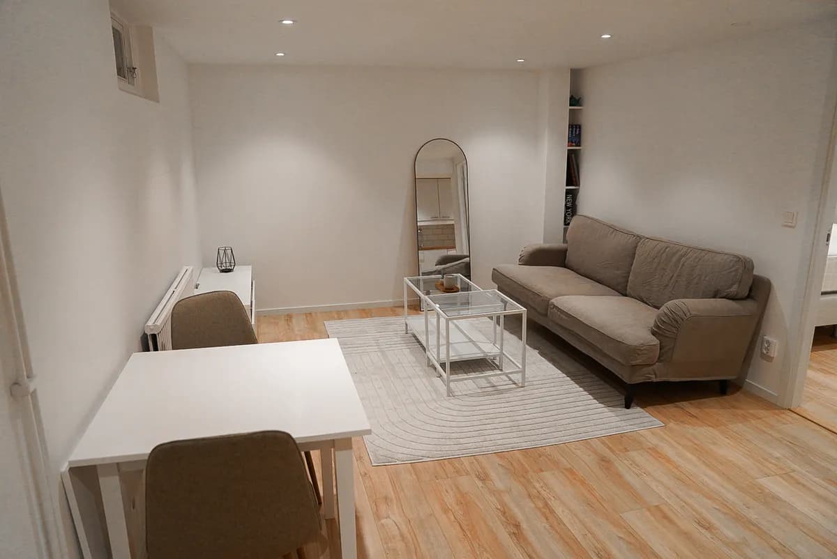 Hyreslägenhet på Farsta i farsta