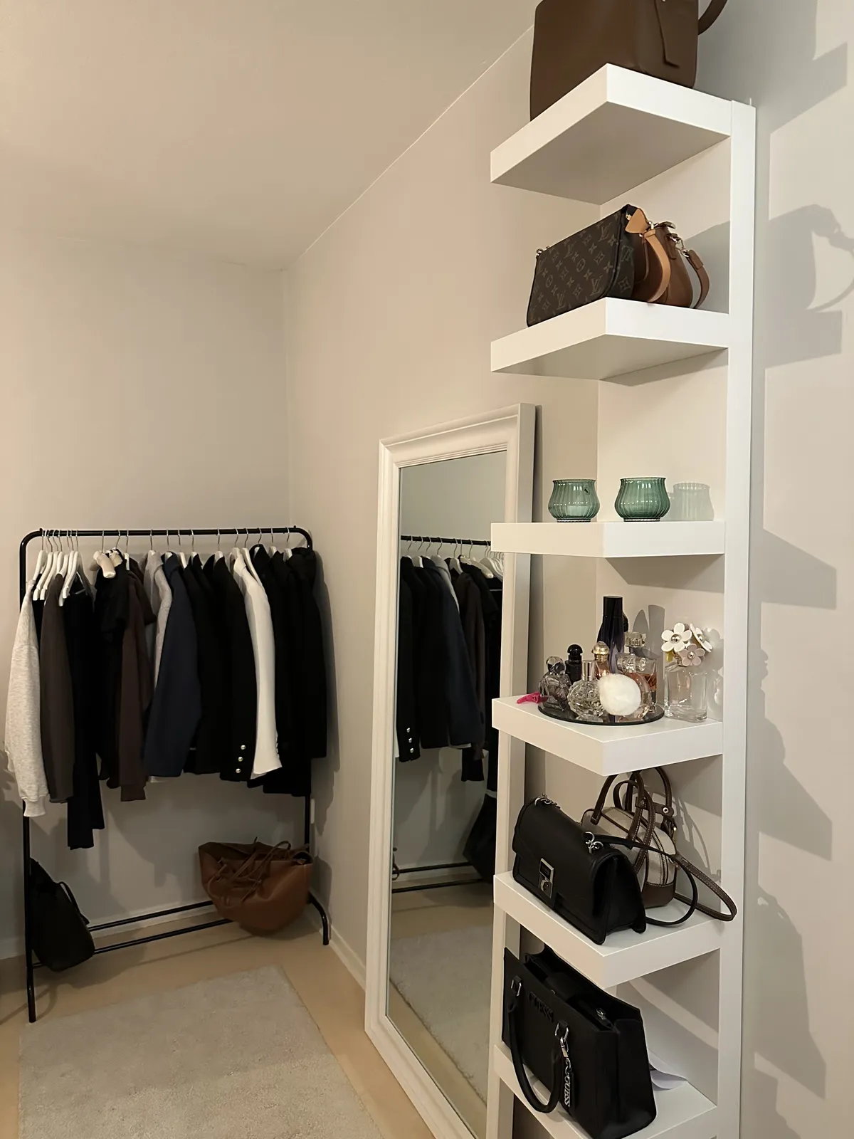 Hyreslägenhet på Bagarmossen i bagarmossen