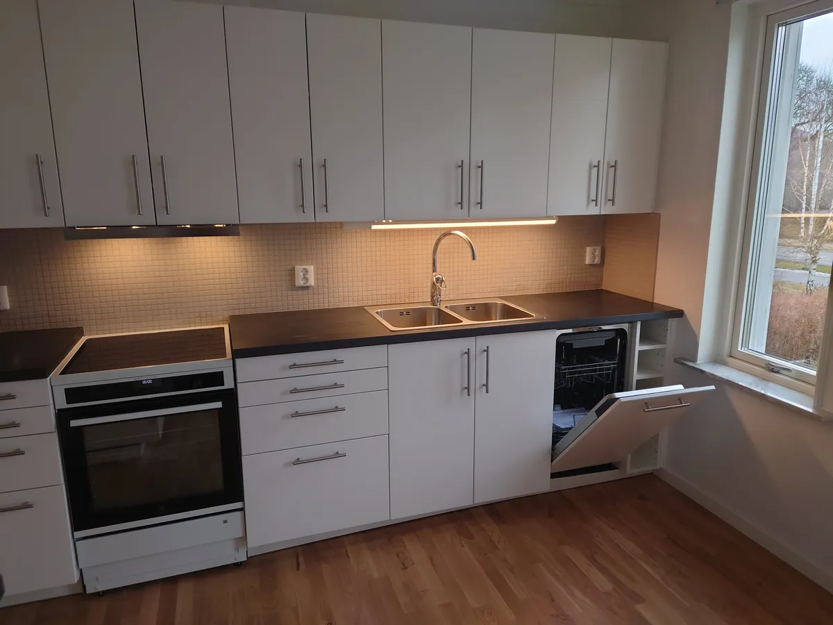 Hyreslägenhet på Vara i vara