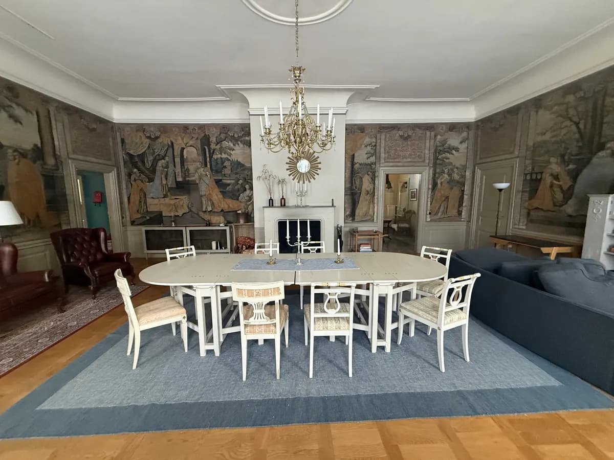 Hus på Giresta Stora Bärby i Örsundsbro