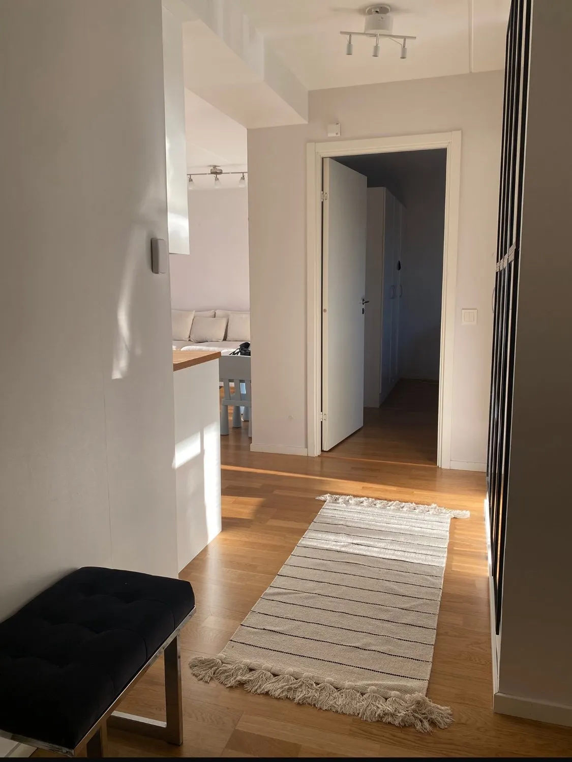 Hyreslägenhet på Steningehöjden i steningehojden