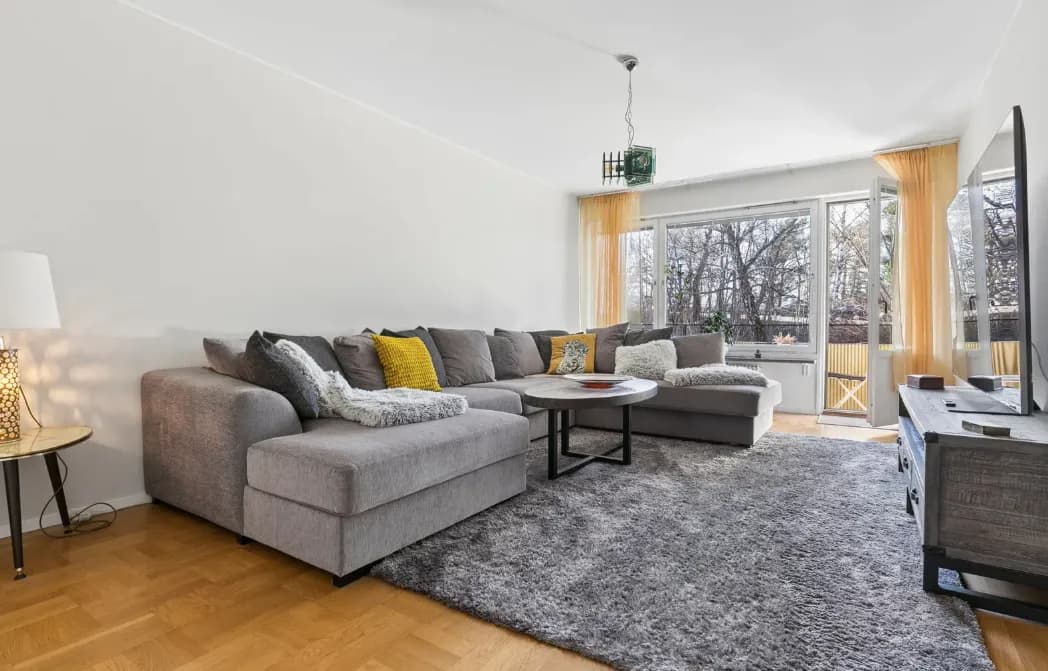 Hyreslägenhet på Farsta i farsta