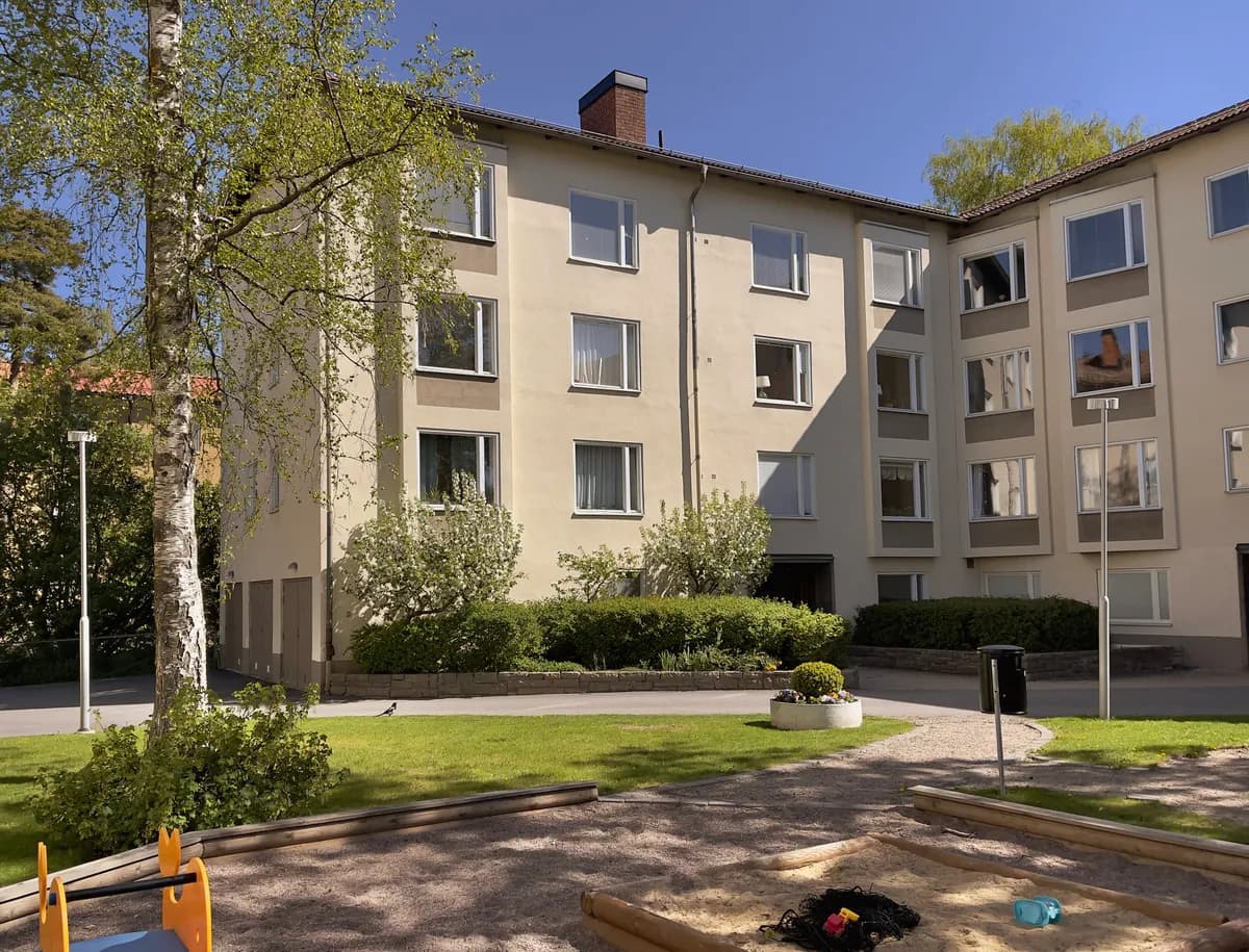 Hyreslägenhet på Bagarmossen i bagarmossen