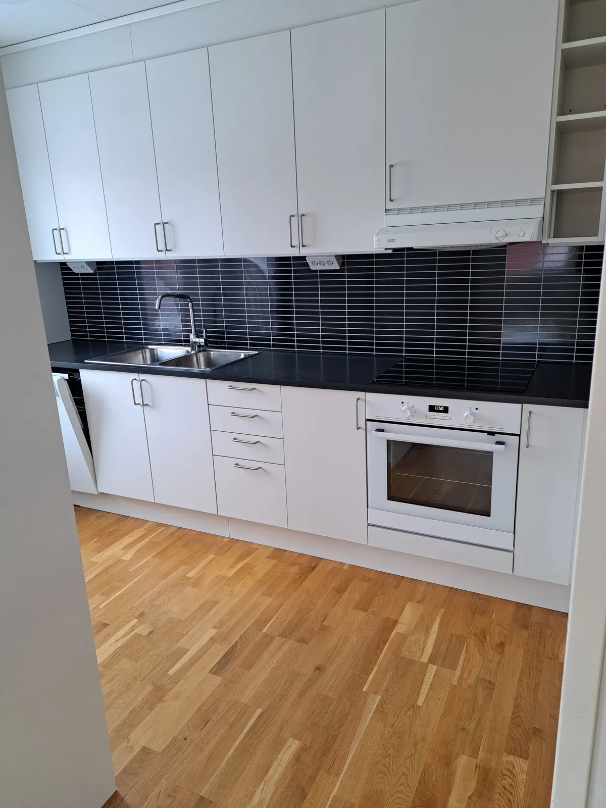 Hyreslägenhet på Vara i vara